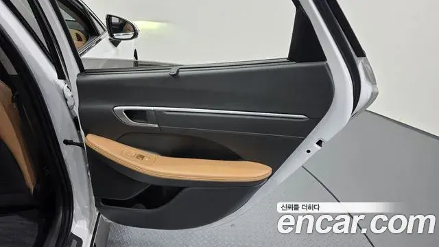 Hyundai Sonata Hybrid 2019 — ფოტო 35/35