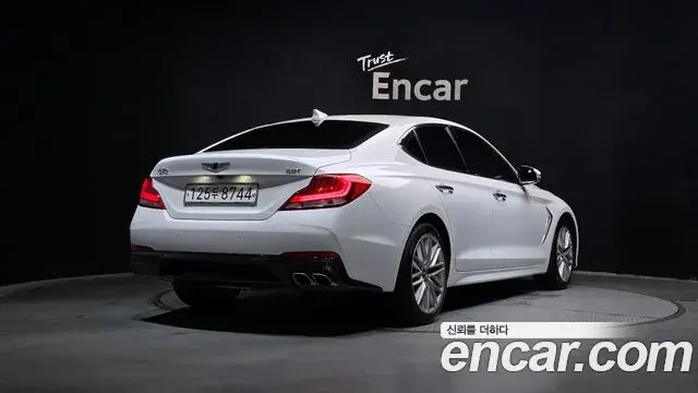 Genesis G70 2020 — ფოტო 27/30
