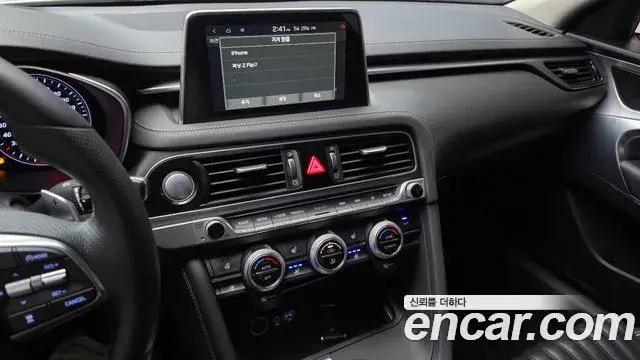 Genesis G70 2020 — ფოტო 7/30
