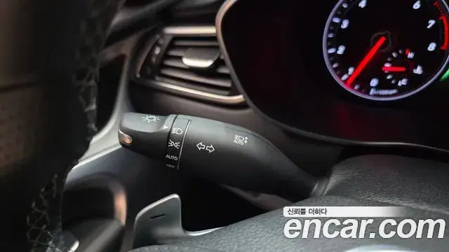 Genesis G70 2020 — ფოტო 30/30