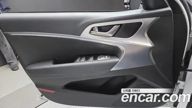Genesis G70 2020 — ფოტო 15/30