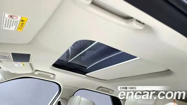 Land Rover Discovery 5 2018 — Şəkil 29/30