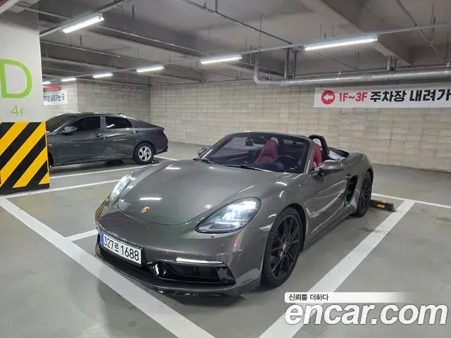 Porsche 718 Boxster 2018 — Şəkil 17/20
