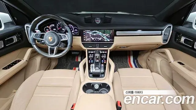 Porsche Cayenne 2022 — Фото 7/20