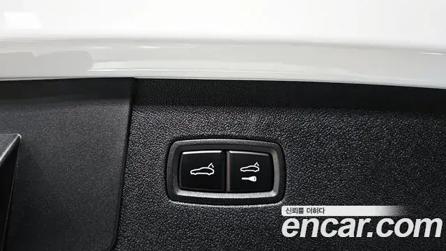 Porsche Cayenne 2022 — Фото 18/20