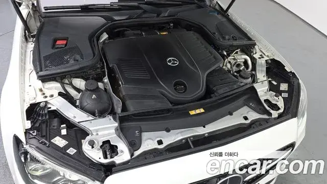 Mercedes-Benz E-Class 2021 — Фото 6/20