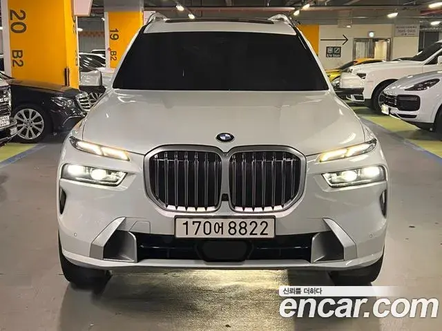 BMW X7 2023 — ფოტო 6/20