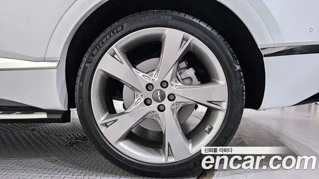 Genesis GV80 2022 — Şəkil 27/30