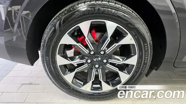 Kia Carnival 2020 — Фото 4/20