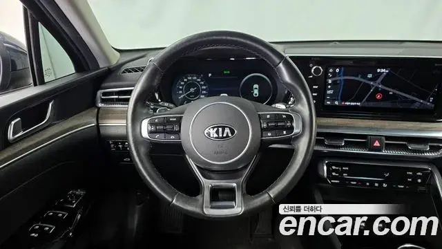 Kia K5 2020 — Фото 13/20