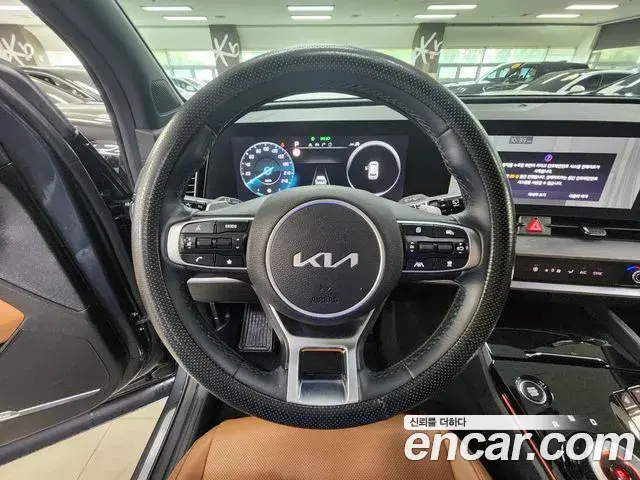 Kia Sportage 2023 — Фото 3/20
