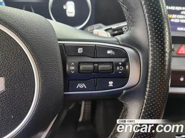 Kia Sportage 2023 — Фото 6/20