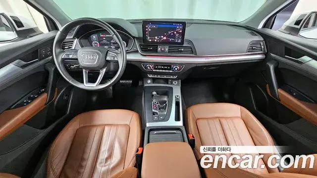 Audi Q5 2021 — Şəkil 6/20