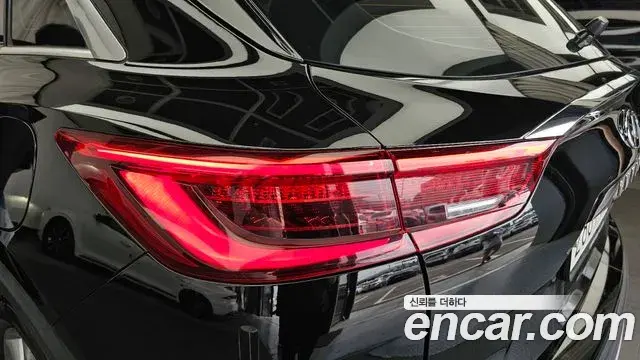 Infiniti QX50 2019 — ფოტო 15/31