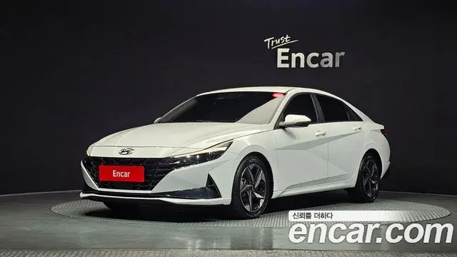 Hyundai Avante 2020 — Фото 1/20