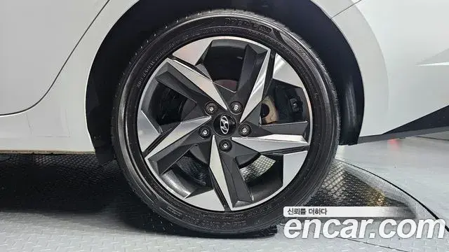 Hyundai The New Avante Hybrid 2020 — Şəkil 12/31