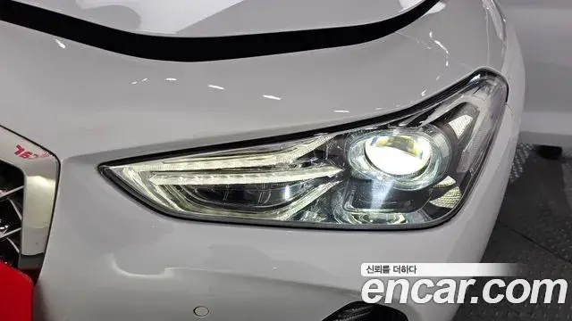 Genesis G70 2018 — ფოტო 12/40