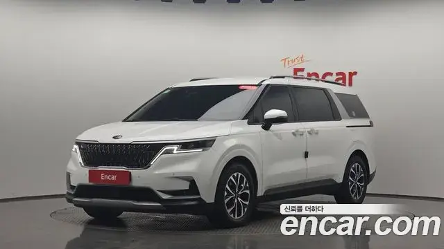Kia Carnival 2021 — Photo 4/31