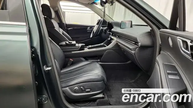 Genesis GV80 2021 — ფოტო 15/35