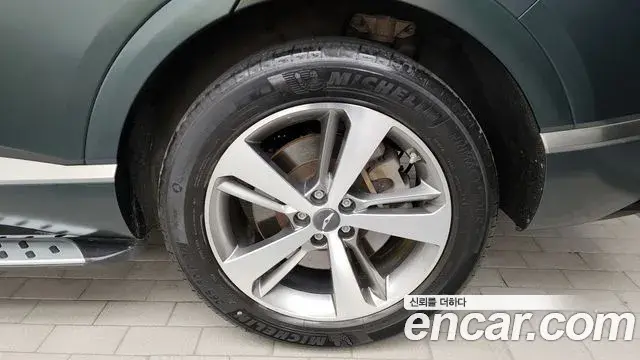 Genesis GV80 2021 — ფოტო 18/35