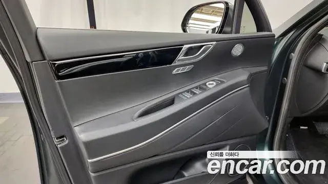 Genesis GV80 2021 — ფოტო 29/35