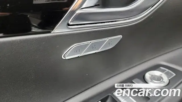 Genesis GV80 2021 — ფოტო 13/35