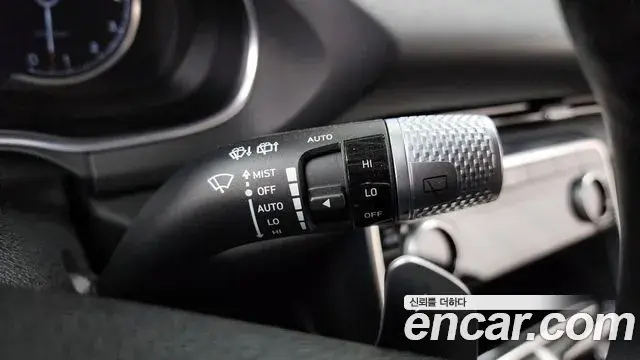 Genesis GV80 2021 — ფოტო 30/35