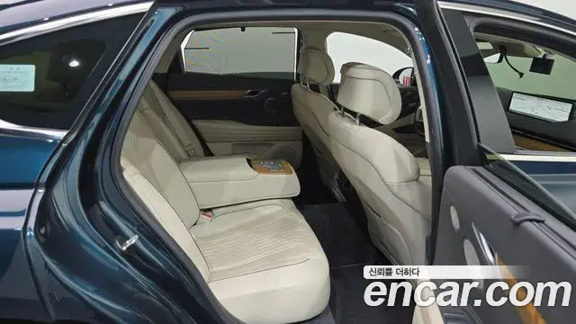 Genesis G80 2022 — ფოტო 12/31