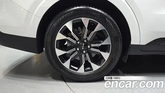 Kia Carnival 2022 — Фото 5/20