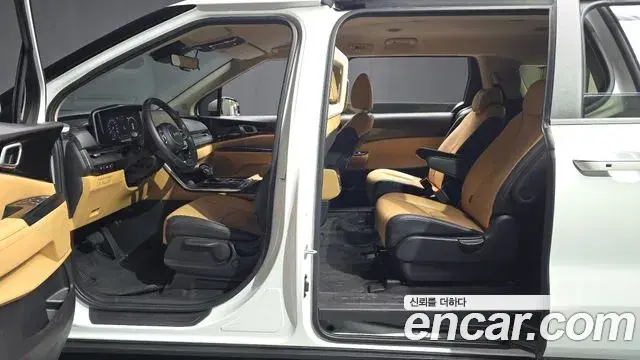 Kia Carnival 2022 — Фото 10/20