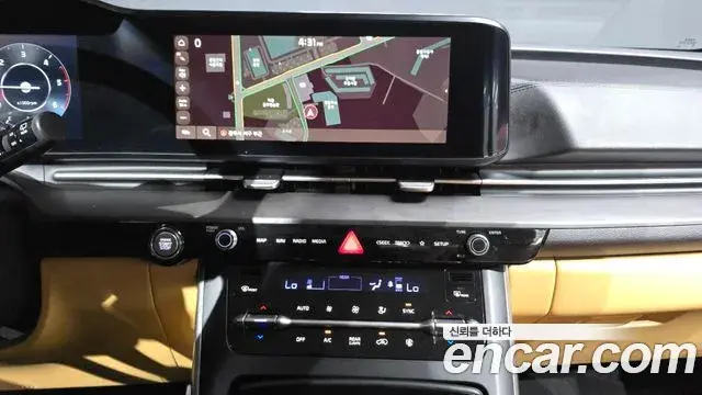 Kia Carnival 2022 — Фото 13/20