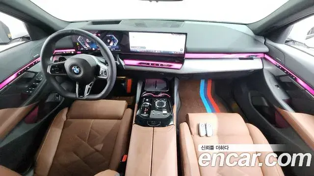BMW 5 Series 2025 — Photo 13/20
