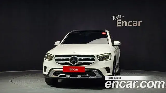 Mercedes-Benz GLC-Class 2022 — ფოტო 19/32