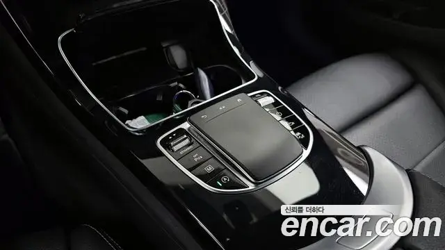 Mercedes-Benz GLC-Class 2022 — ფოტო 12/32