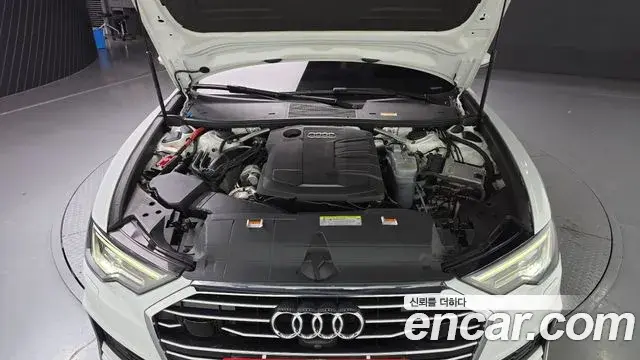 Audi A6 2021 — Photo 32/33