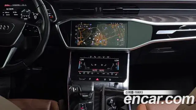 Audi A6 2021 — Photo 10/33