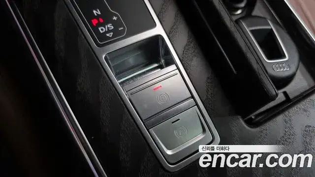 Audi A6 2021 — Photo 21/33