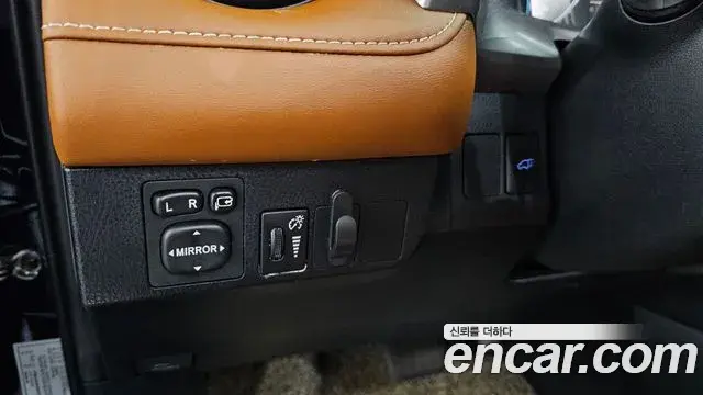Toyota RAV4 2018 — Фото 20/20