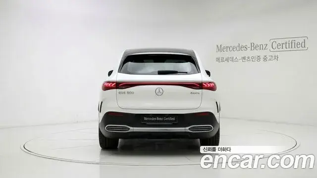Mercedes-Benz EQE SUV 2025 — Photo 6/12