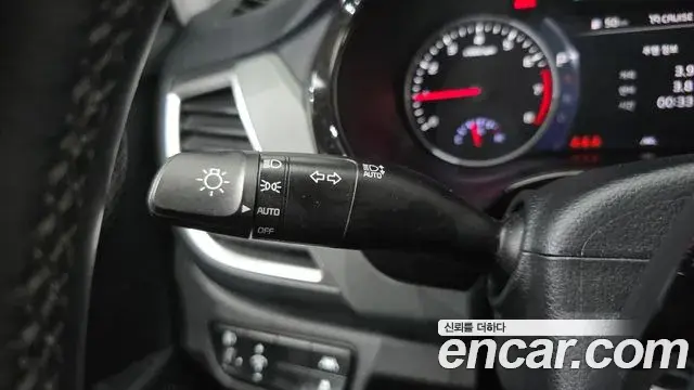Kia Seltos 2022 — ფოტო 8/20