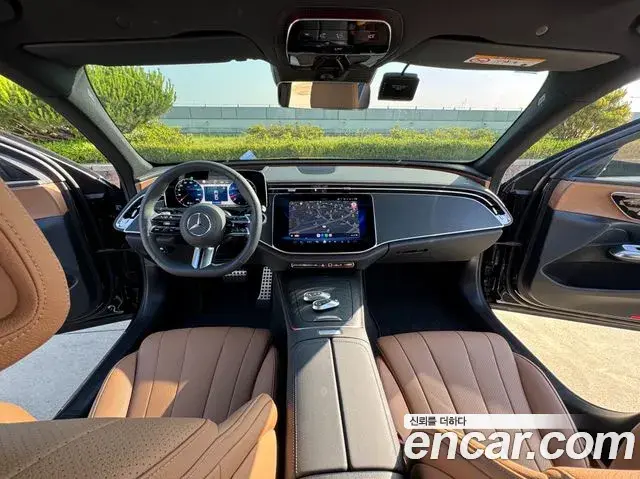 Mercedes-Benz E-Class 2026 — Photo 6/20