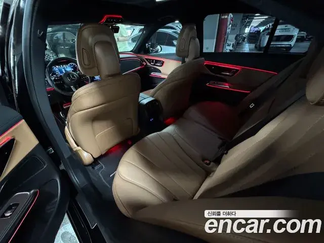 Mercedes-Benz E-Class 2026 — Photo 20/20