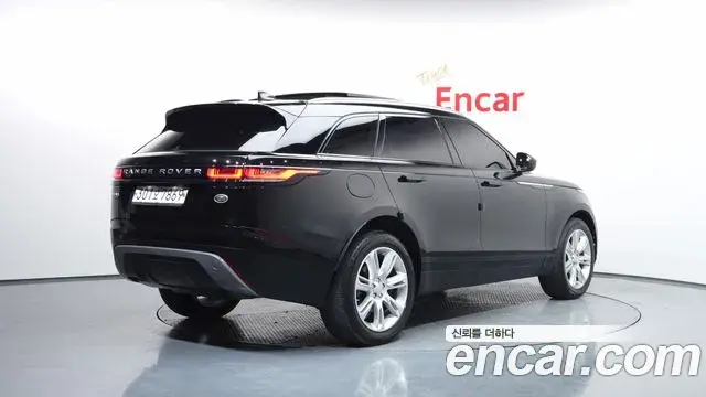 Land Rover Range Rover Velar 2019 — Photo 10/20