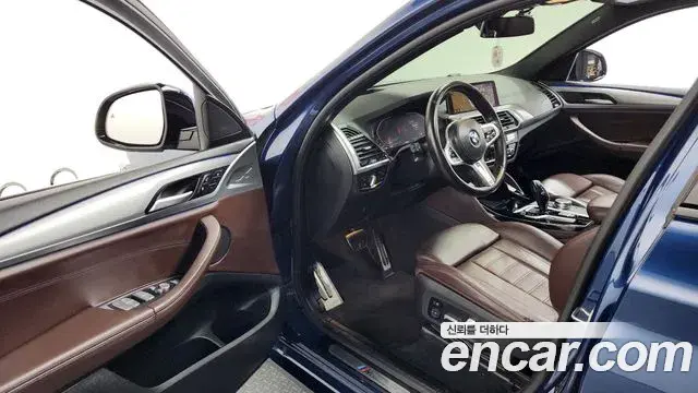 BMW X4 2020 — Şəkil 11/39
