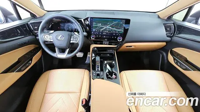 Lexus NX350h 2025 — ფოტო 25/35