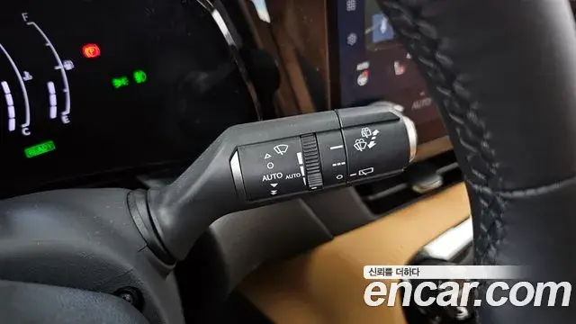 Lexus NX350h 2025 — ფოტო 32/35