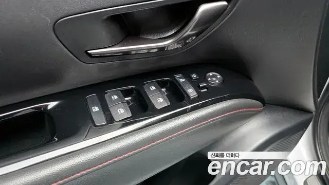 Hyundai Tucson Hybrid 2022 — Photo 30/35