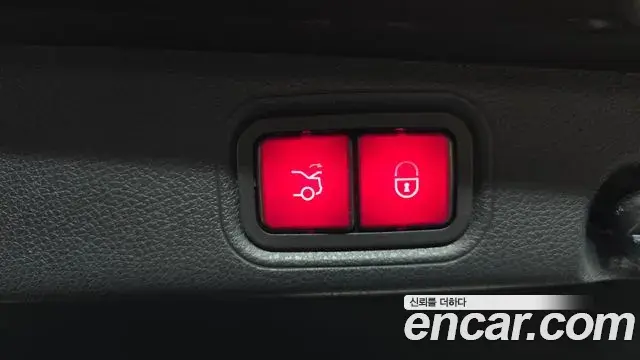 Mercedes-Benz E-Class 2020 — Фото 17/20