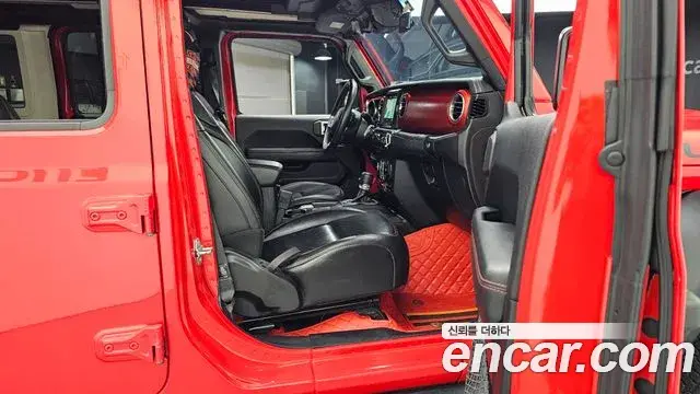 Jeep Wrangler 2019 — Şəkil 3/31