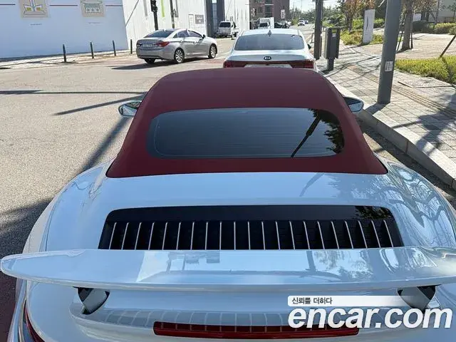 Porsche 911 2021 — Şəkil 2/14